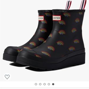 Brand new, hunter rainbow size 9 women